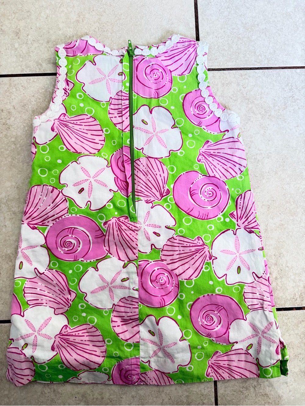 Lilly Pulitzer Green Dress with Pink and White Shell Print - Picture 6 of 9
